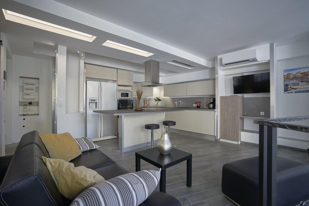 Capucine Duplex Apartment La Ciotat Bagian luar foto