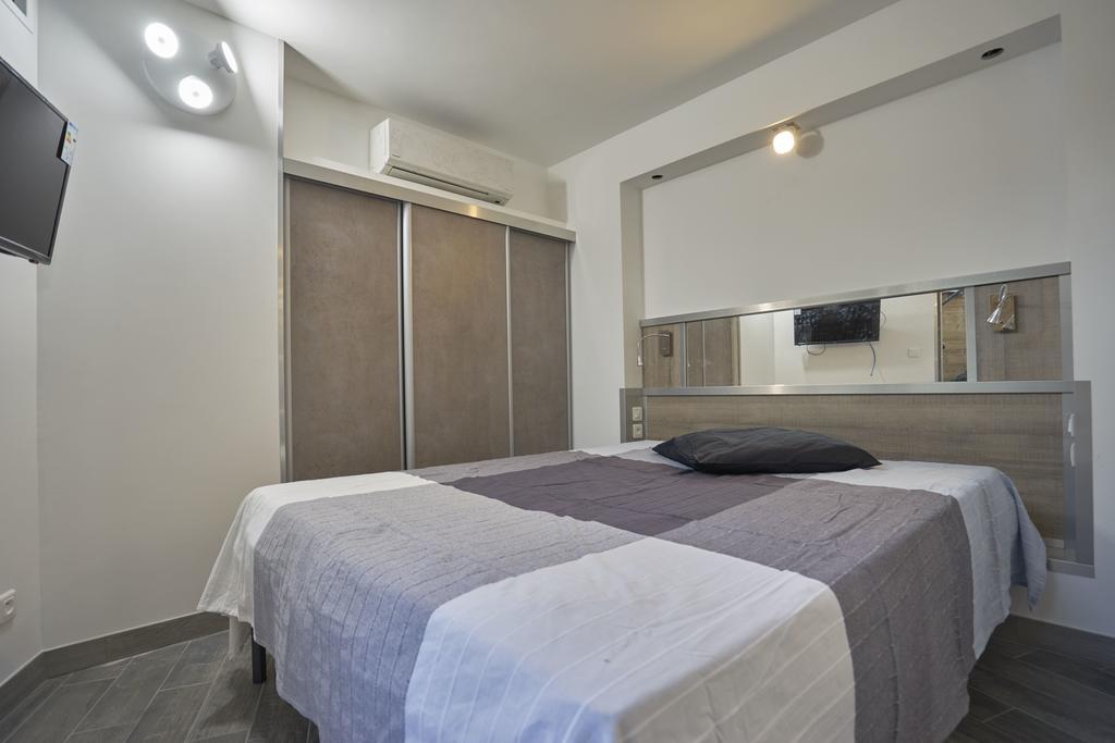 Capucine Duplex Apartment La Ciotat Bagian luar foto